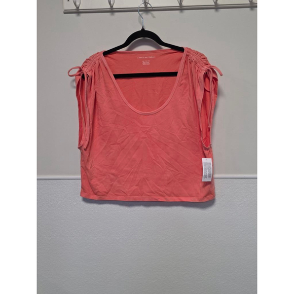 American Eagle Outfitters Tops - Women's American Eagle Coral T-Shirt XXL Crop Style
